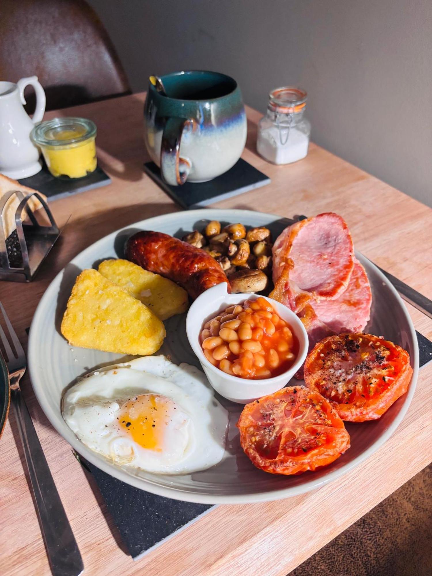 Bonjour Guest House Braye Экстерьер фото