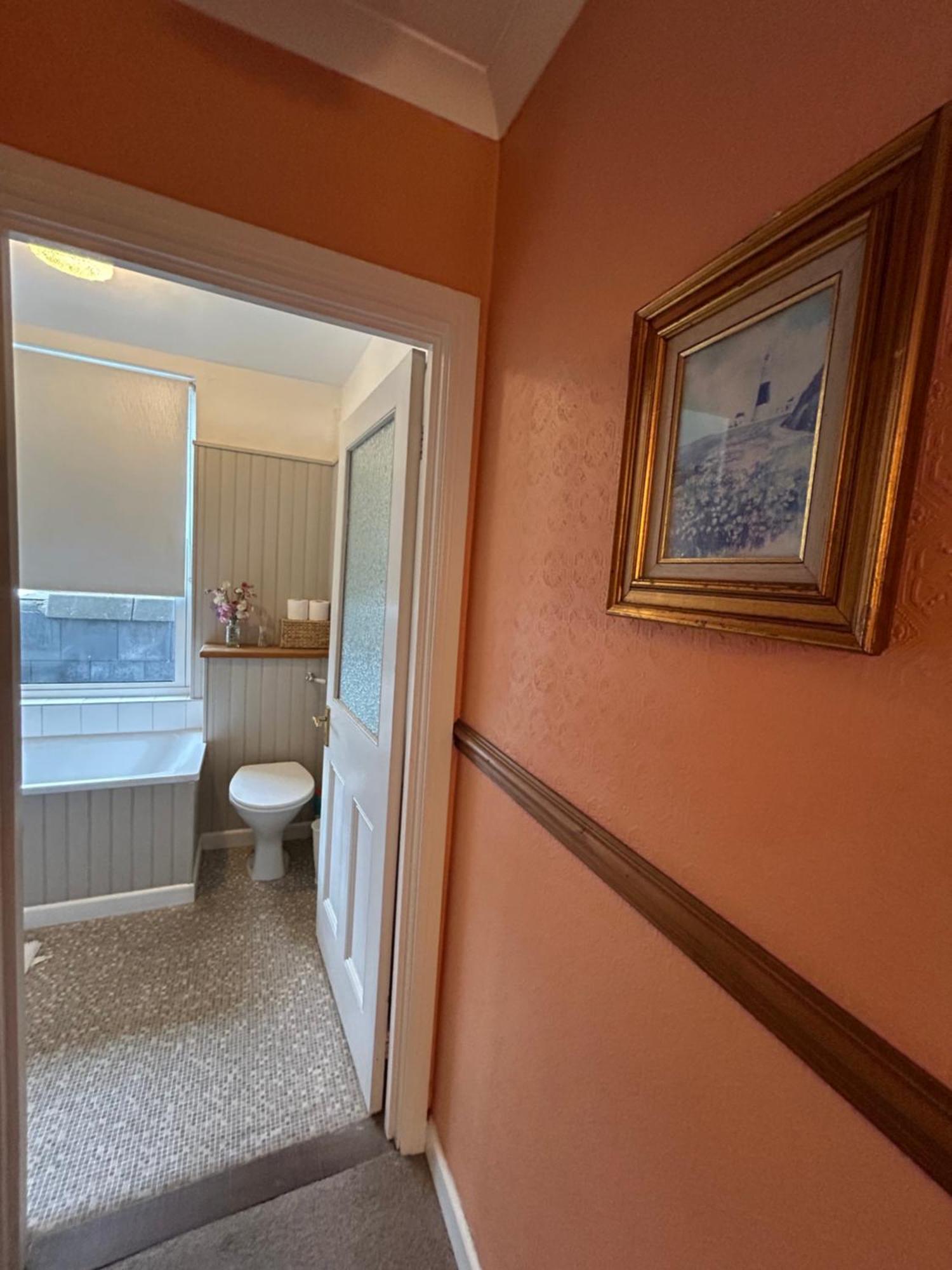 Bonjour Guest House Braye Экстерьер фото